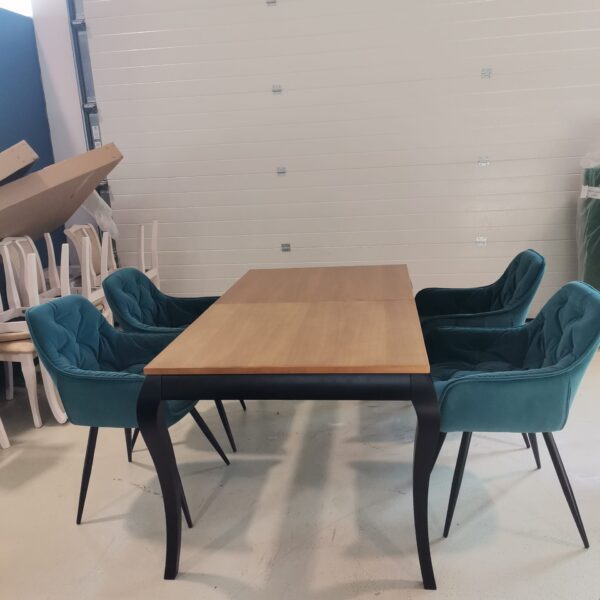 SET  LID 8 MASA EXTENSIBILA 160/240/90 CM + 4 SCAUNE TAPITATE